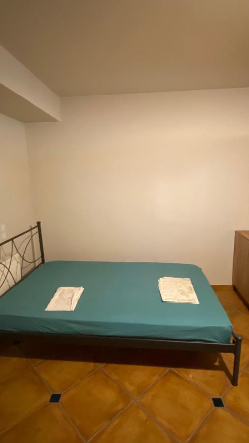 Seaside Family Apartment - Kalamata Faraí Buitenkant foto