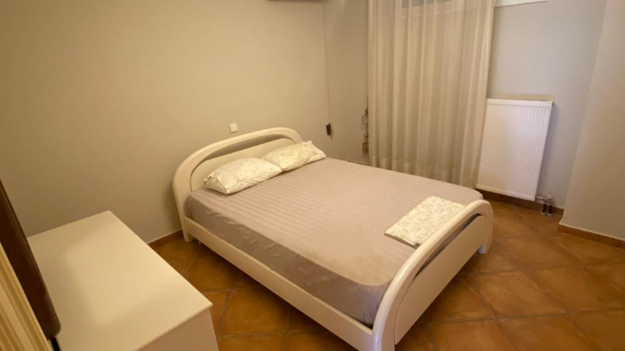 Seaside Family Apartment - Kalamata Faraí Buitenkant foto